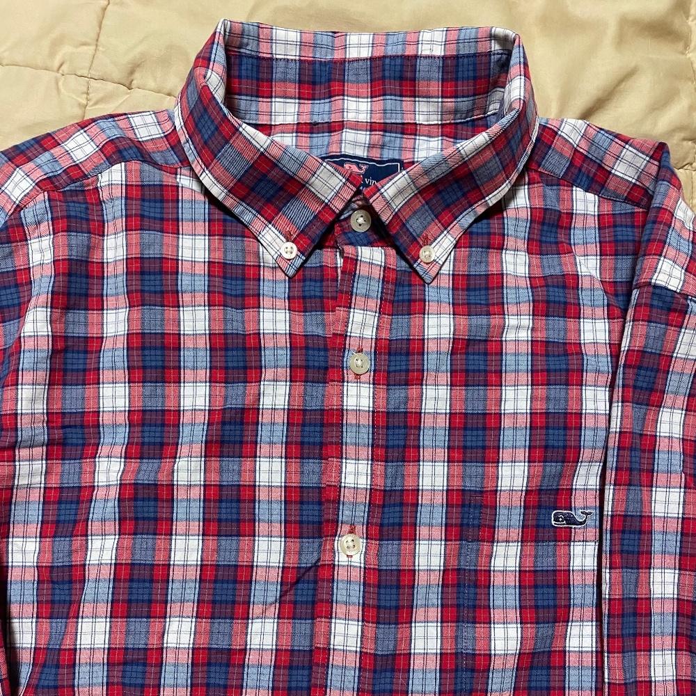 XL Vineyard Vines shirt